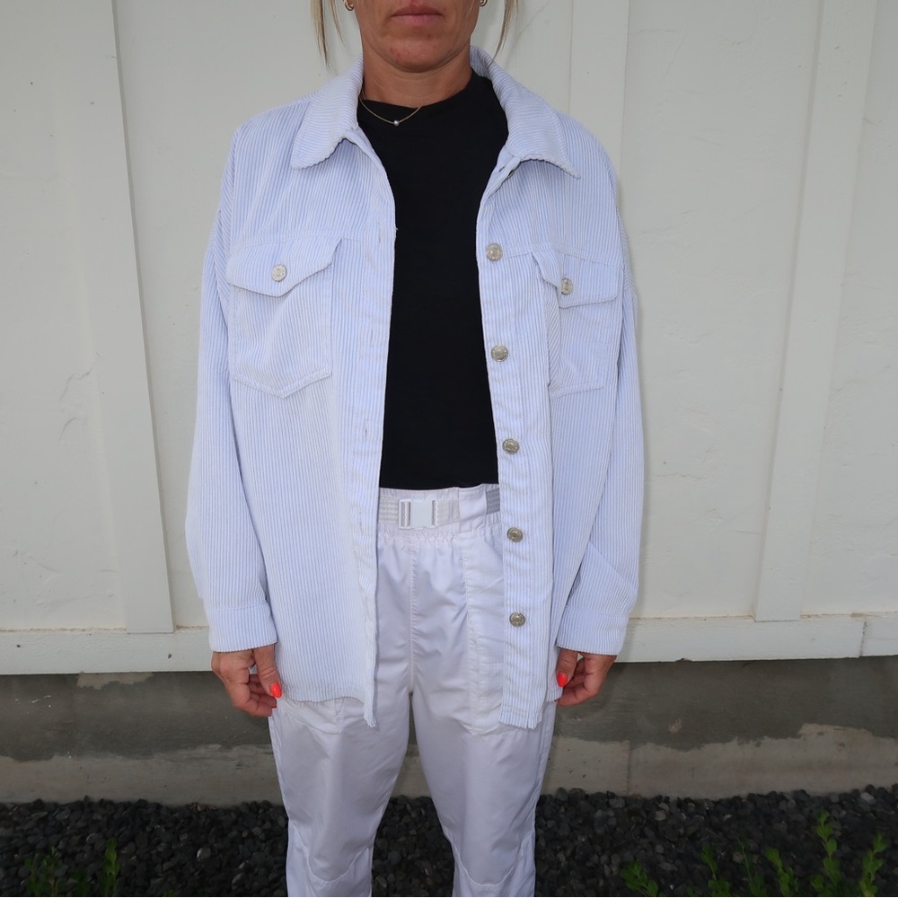 Light blue corduroy jacket w/collar